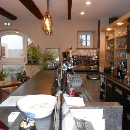 Hotel Au Fief Du Chateau 3*