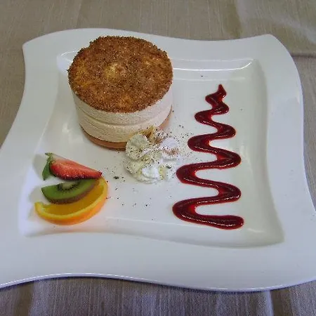 Hotel Au Fief Du Chateau 3*