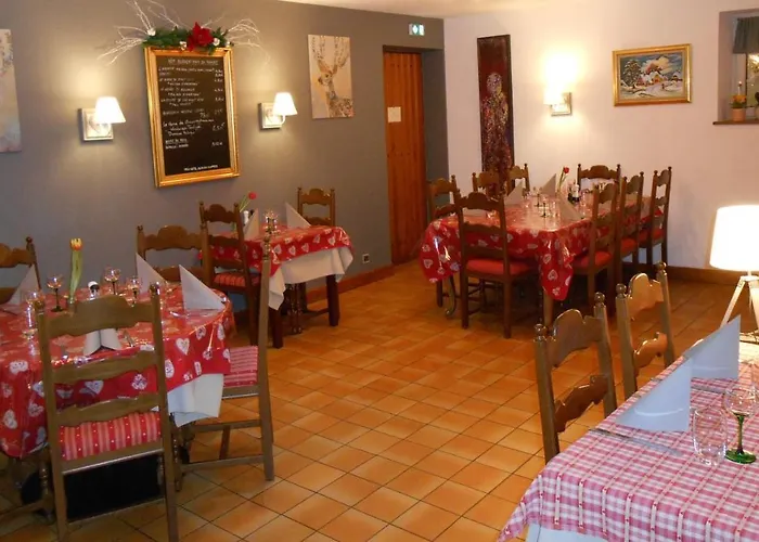 Au Fief Du Chateau 3*