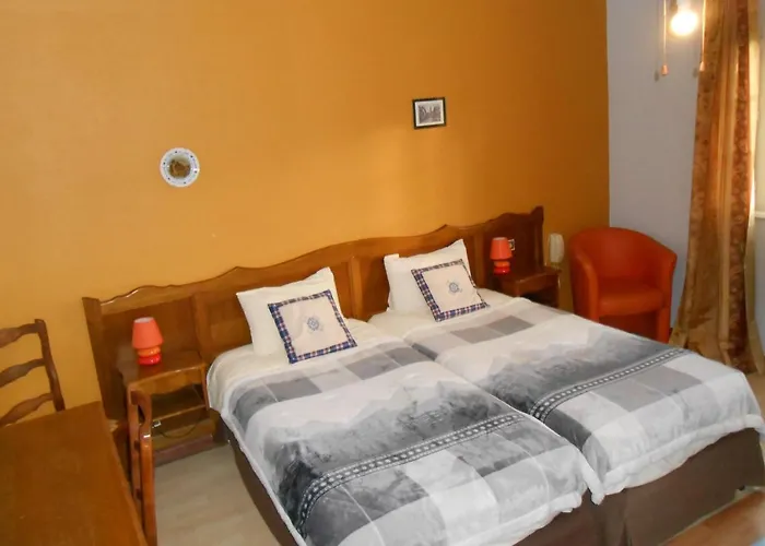 Hotel Au Fief Du Chateau 3*