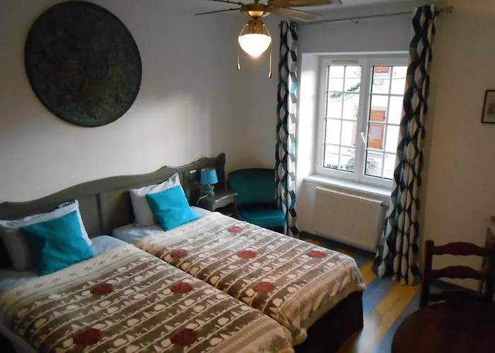 Au Fief Du Chateau 3*