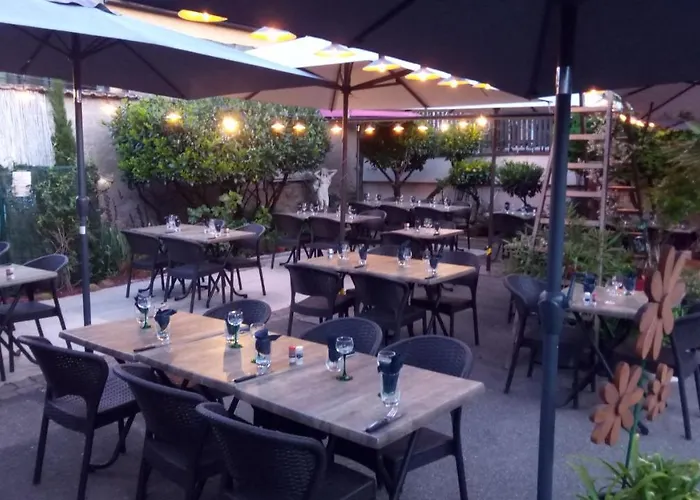 Au Fief Du Chateau 3* Orschwiller